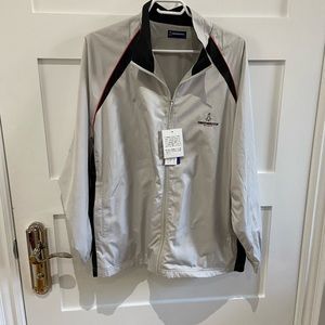 Men golf windbreaker new with a tag